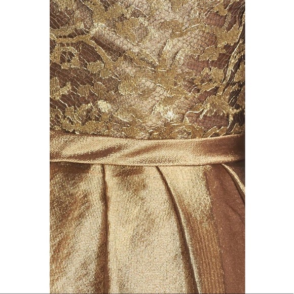 Theia Gown - Picture 5 of 6